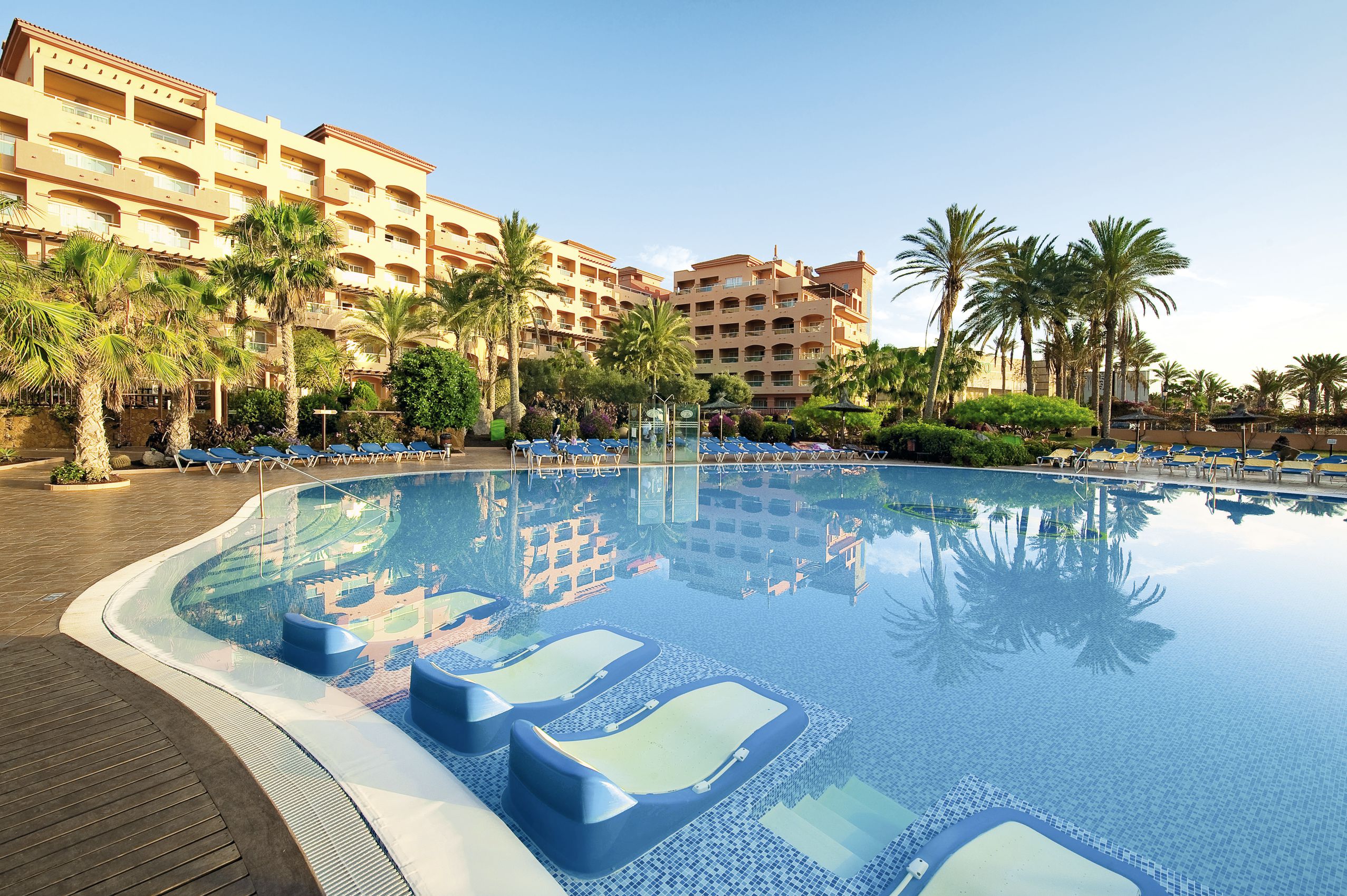 Elba Sara Beach & Golf Resort